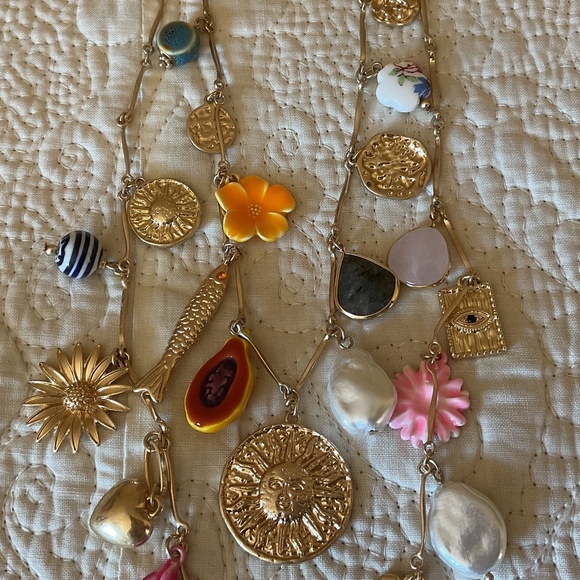 NWT Gold Tone Metal Colorful Charms Double Strand Beautiful Necklace - Picture 5 of 11